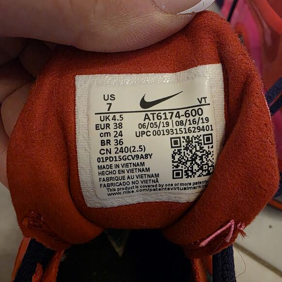 Nike Air Max 270 React Shoes Womens Size 7 AT6174-600 Running Athletic Sneakers - Picture 12 of 16